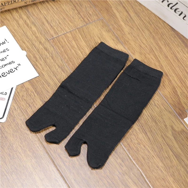 bambou japonais hommes et femmes été fibre deux doigts chaussettes noir kimono bascule sandale fendu ninjia blanc tabi orteil chaussettes bambou japonais hommes et femmes été fibre deux doigts chaussettes noir kimono bascule sandale fendu ninjia blanc tabi orteil chaussettes