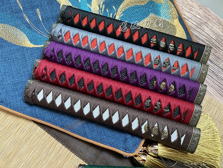 ensemble de poignée d'épée de samouraï japonais fait à la main, accessoire de bricolage, kirsite tsuka, fuchi kashira, nice katana, wakizashi ensemble de poignée d'épée de samouraï japonais fait à la main, accessoire de bricolage, kirsite tsuka, fuchi kashira, nice katana, wakizashi