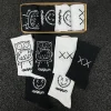 chaussettes mi tube respirantes en coton pour hommes, motif de dessin animé japonais, style hip hop, chaussettes de planche à roulettes, chaussettes longues et douces, boîte de 4 paires