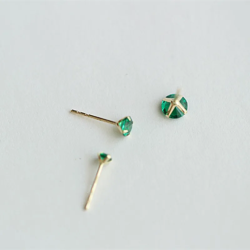 ccfchain boucles d'oreilles yas en argent regardé 925, plaqué or 14 carats, vert émeraude, mini boucles d'oreilles rondes à quatre griffes japonaises et coréennes ccfchain boucles d'oreilles yas en argent regardé 925, plaqué or 14 carats, vert émeraude, mini boucles d'oreilles rondes à quatre griffes japonaises et coréennes