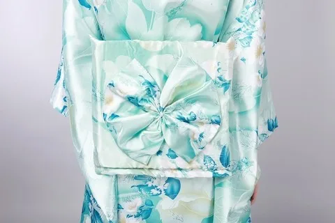 kimono japonais en satin bleu clair pour femmes, à la mode, robe de soirée à fleurs, taille unique h0047 kimono japonais en satin bleu clair pour femmes, à la mode, robe de soirée à fleurs, taille unique h0047