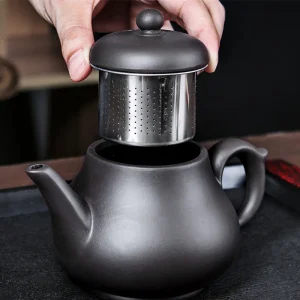Yixing-Théière en argile violette, théière de grande capacité, pot unique avec filtre intégré en acier inoxydable, service à thé Kungfu domestique Yixing-Théière en argile violette, théière de grande capacité, pot unique avec filtre intégré en acier inoxydable, service à thé Kungfu domestique