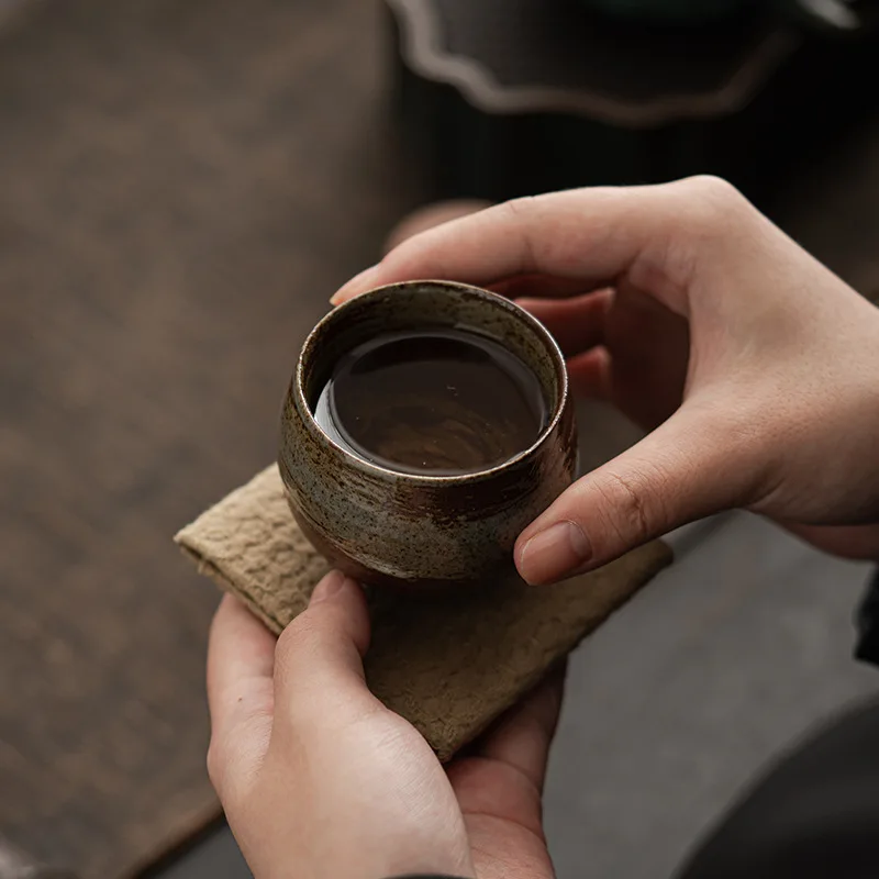 tasse à thé japonaise en poterie brute faite à la main, service à thé kung fu en céramique, tasse unique, style antique, chemin silencieux, artisanat antique, cadeau tasse à thé japonaise en poterie brute faite à la main, service à thé kung fu en céramique, tasse unique, style antique, chemin silencieux, artisanat antique, cadeau