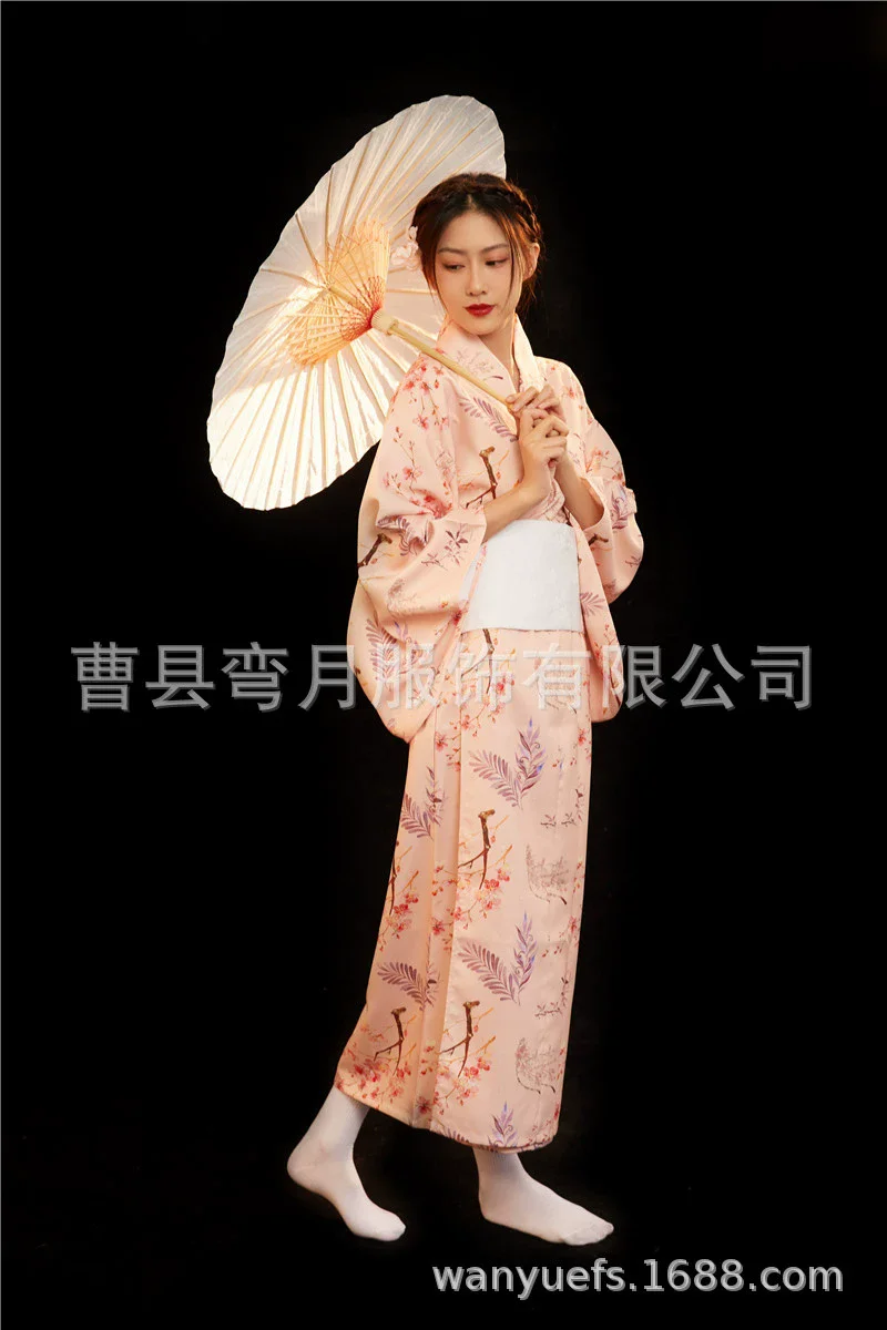 peignoir yukata de style japonais pour femmes, imprimé floral haori, uniforme japonais divin sakura, robe kimono pour filles, costume cosplay, nouvelle collection 2025 peignoir yukata de style japonais pour femmes, imprimé floral haori, uniforme japonais divin sakura, robe kimono pour filles, costume cosplay, nouvelle collection 2025