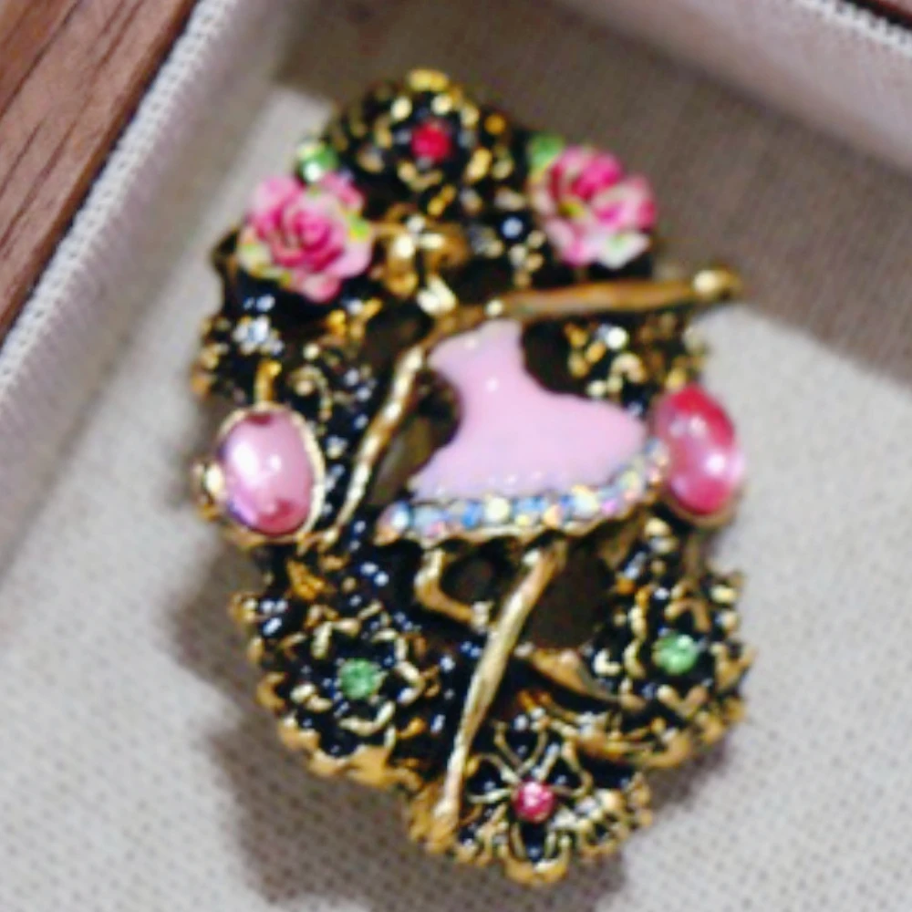 broche de danseuse ajourée de beauté de luxe baroque pour hommes et femmes, accessoires de bijoux, mariage, vacances, fête, couple, cadeau surprise broche de danseuse ajourée de beauté de luxe baroque pour hommes et femmes, accessoires de bijoux, mariage, vacances, fête, couple, cadeau surprise