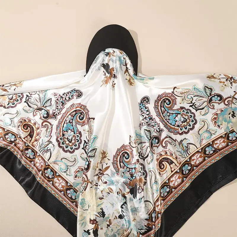 chapeau foulard en soie satinée pour vacances, avec bord imprimé, chapeau de soleil et bandeau, écharpe carrée élégante 2 en 1 chapeau foulard en soie satinée pour vacances, avec bord imprimé, chapeau de soleil et bandeau, écharpe carrée élégante 2 en 1