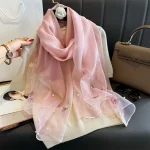 Mode coréenne mince foulard en soie élégant nœud broderie écharpe de luxe couleur unie dentelle écharpe enveloppes printemps