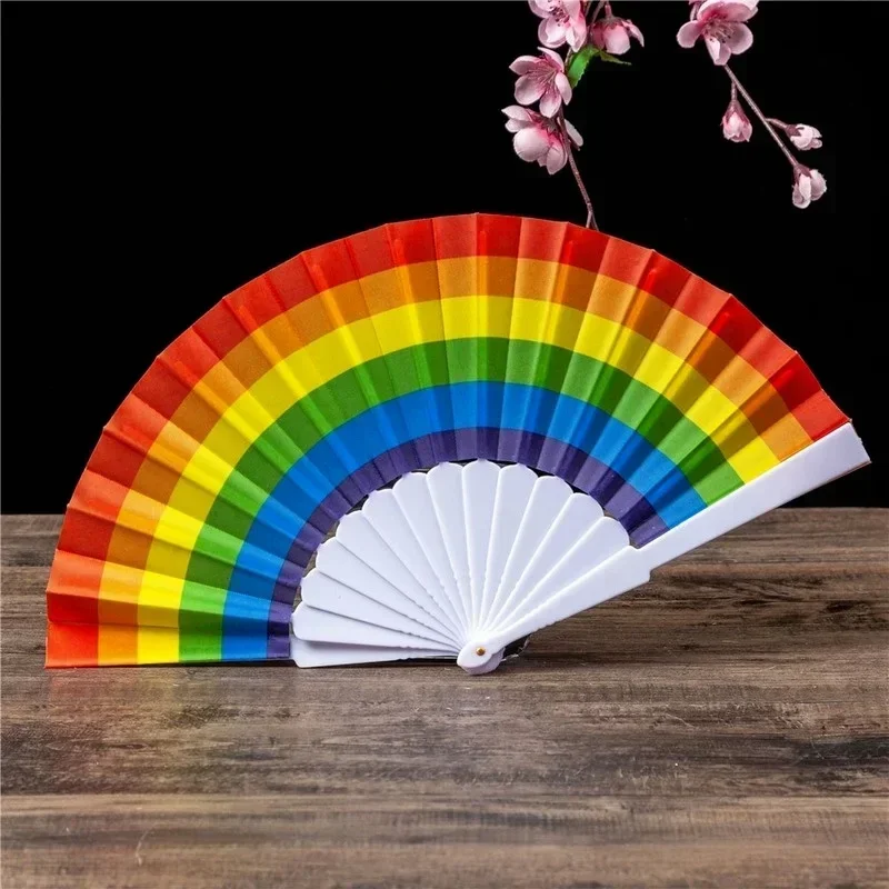 Éventail à manivelle en plastique pliable, Style Oriental, tissu en soie arc-en-ciel, éventails de poche, fête Fovor, personnalité, cadeaux pour fans de danse Éventail à manivelle en plastique pliable, Style Oriental, tissu en soie arc-en-ciel, éventails de poche, fête Fovor, personnalité, cadeaux pour fans de danse