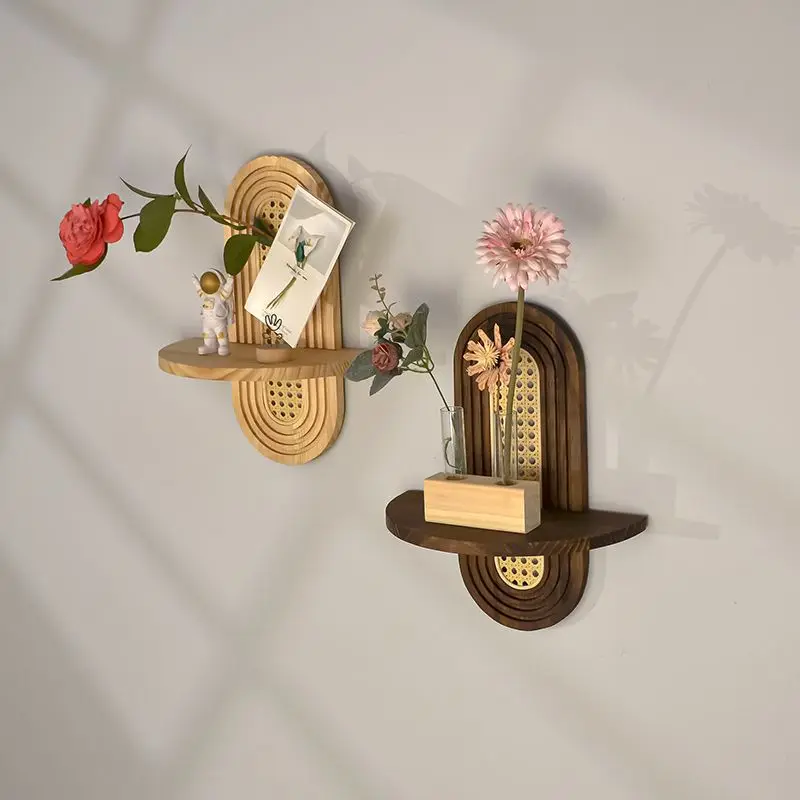 Étagère murale suspendue de style nordique, en rotin indonésien japonais, support à fleurs en bois massif, décoration murale pour maison Étagère murale suspendue de style nordique, en rotin indonésien japonais, support à fleurs en bois massif, décoration murale pour maison