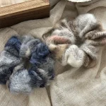 Grand anneau de cheveux doux et en peluche de Style coréen et japonais pour un chignon doux, accessoire de bandeau pour fille mignonne Grand anneau de cheveux doux et en peluche de Style coréen et japonais pour un chignon doux, accessoire de bandeau pour fille mignonne