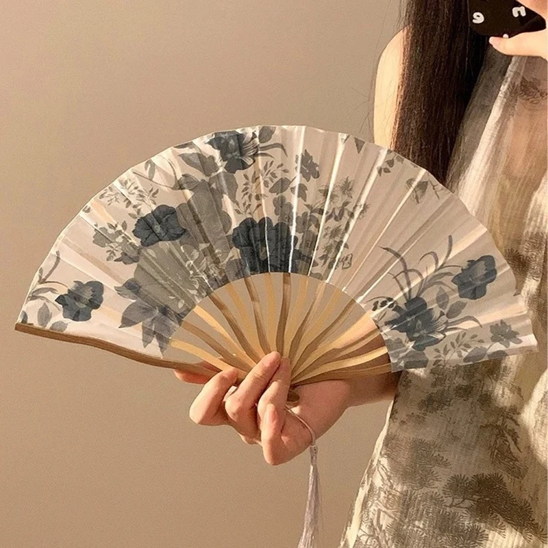 1pc portable main pli ventilateur nouveau style chinois accessoires de danse rétro coquille ventilateur femme hommes bambou bois soie fleur pliant ventilateur 1pc portable main pli ventilateur nouveau style chinois accessoires de danse rétro coquille ventilateur femme hommes bambou bois soie fleur pliant ventilateur