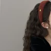 1 bandeaux floues de style coréen pour femmes, bandeaux tricotés doux avec logo doré, accessoires de cheveux tendance pour un usage quotidien et une fête