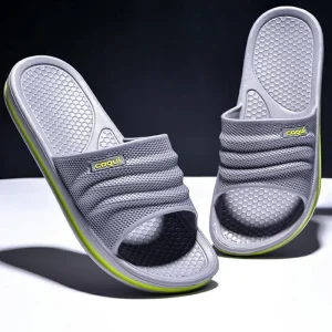 Nouvelles pantoufles antidérapantes à semelle souple pour hommes femmes Couples chaussures de maison confortables intérieur extérieur maison salle de bain sandales de plage