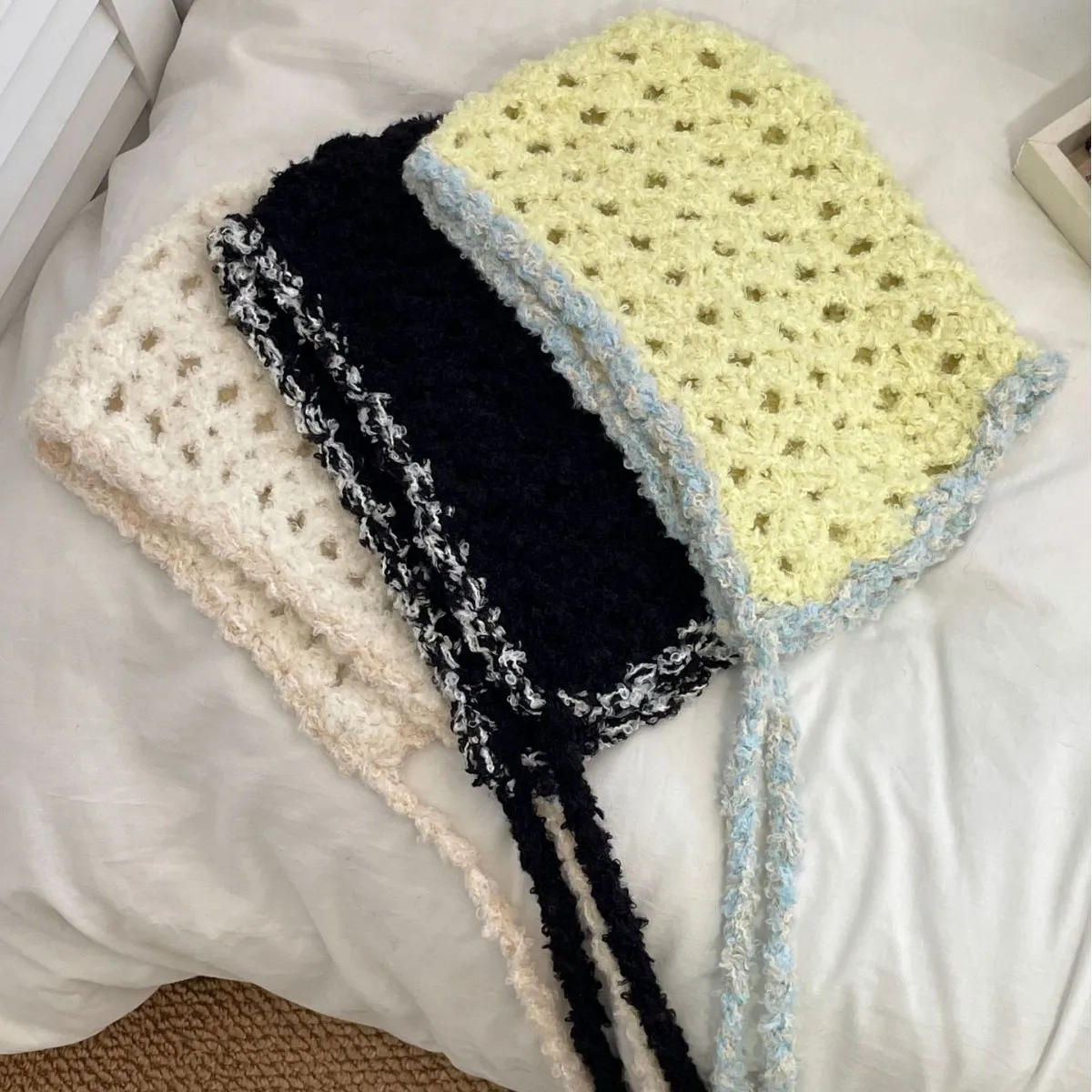 japonais fait à la main au crochet contrasté tricoté pull chapeau mignon à lacets couvre chef laine épaisse montrant le visage petite casquette de bombardier japonais fait à la main au crochet contrasté tricoté pull chapeau mignon à lacets couvre chef laine épaisse montrant le visage petite casquette de bombardier