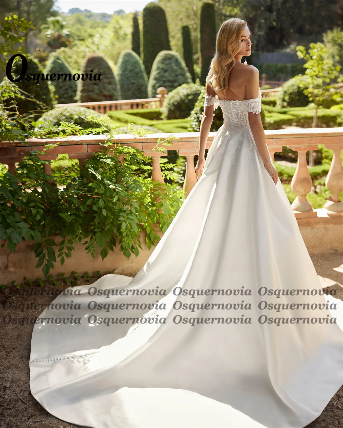 osquernovia robe de mariée moderne en satin épaules dénudées appliques bouton chérie robe de soirée de mariage personnalisé osquernovia robe de mariée moderne en satin épaules dénudées appliques bouton chérie robe de soirée de mariage personnalisé