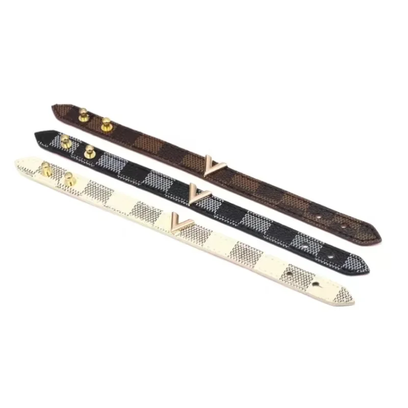 bracelet médiéval viking renaissance, en faux cuir, motif à carreaux, accessoires rétro pour adultes, accessoires de personnages bracelet médiéval viking renaissance, en faux cuir, motif à carreaux, accessoires rétro pour adultes, accessoires de personnages