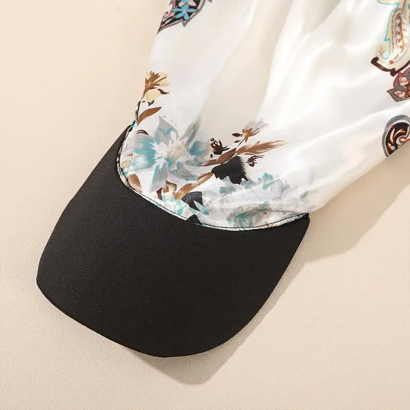 chapeau foulard en soie satinée pour vacances, avec bord imprimé, chapeau de soleil et bandeau, écharpe carrée élégante 2 en 1 chapeau foulard en soie satinée pour vacances, avec bord imprimé, chapeau de soleil et bandeau, écharpe carrée élégante 2 en 1