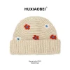 Chapeau tricoté à fleurs brodées douces japonaises, mode automne et hiver, bonnet polyvalent à grande tête, crâne chaud pour femmes