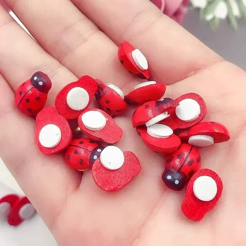 mini accessoires pour cheveux faits à la main, 100 pièces, épingle à cheveux, dessin animé coccinelle, autocollants créatifs, décor décoratif pour réfrigérateur mini accessoires pour cheveux faits à la main, 100 pièces, épingle à cheveux, dessin animé coccinelle, autocollants créatifs, décor décoratif pour réfrigérateur