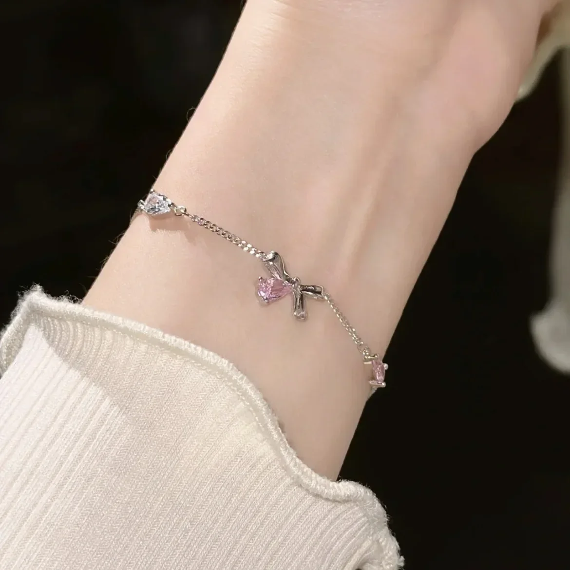 bracelets en fleurs de cerisier en cristal rose brillant pour femmes et filles, doux nœud de lune, fleurs en zircon, bijoux de fête esthétiques egirl bracelets en fleurs de cerisier en cristal rose brillant pour femmes et filles, doux nœud de lune, fleurs en zircon, bijoux de fête esthétiques egirl