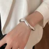 bracelet large ouvert en or et argent, en acrylique abs, manchette de style européen et américain, design minoritaire exagéré