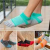 chaussettes colorées confortables de haute qualité, respirantes, de sport, sans spectacle, pour hommes, à cinq doigts