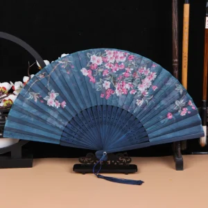 Éventail Pliant de Style Chinois en Bambou, Vintage, Tige, brevClassique, Pompon, Indépendant, Main Féminine, Décoration de Maison Éventail Pliant de Style Chinois en Bambou, Vintage, Tige, brevClassique, Pompon, Indépendant, Main Féminine, Décoration de Maison