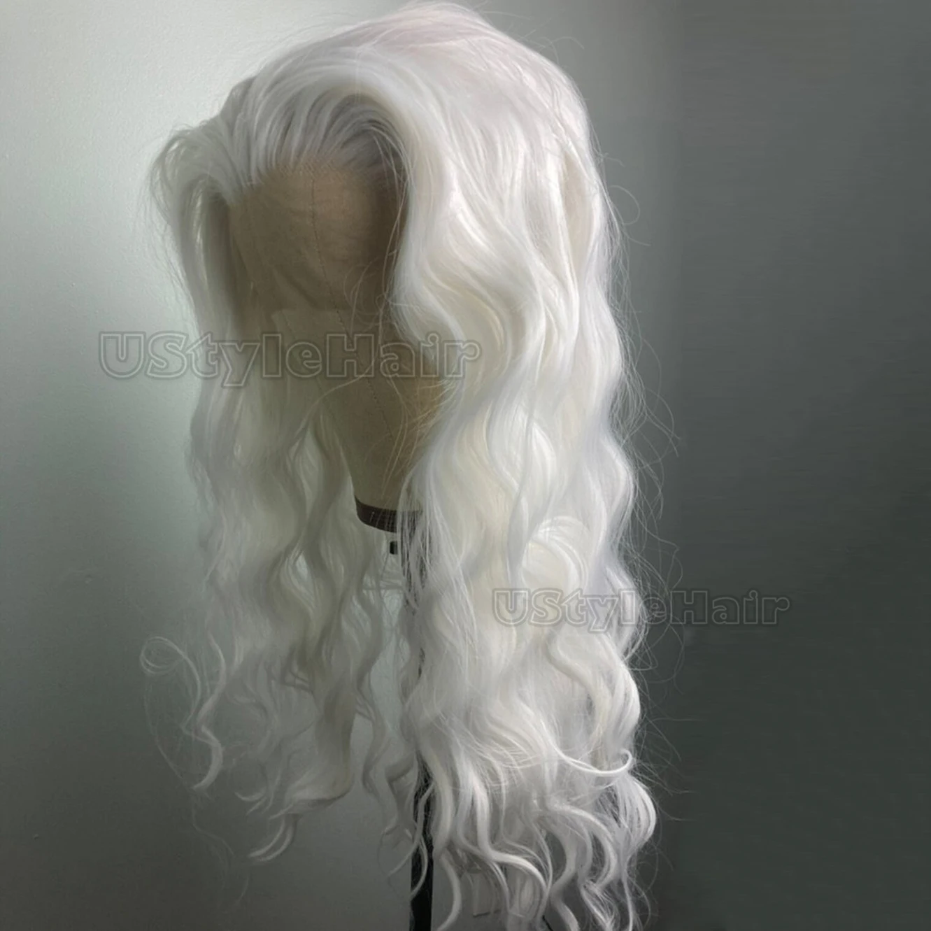 perruque lace front wig synthétique ondulée blanche, 13x4, longue, sans colle, usage quotidien, perruques de cosplay résistantes à la chaleur pour femmes perruque lace front wig synthétique ondulée blanche, 13x4, longue, sans colle, usage quotidien, perruques de cosplay résistantes à la chaleur pour femmes