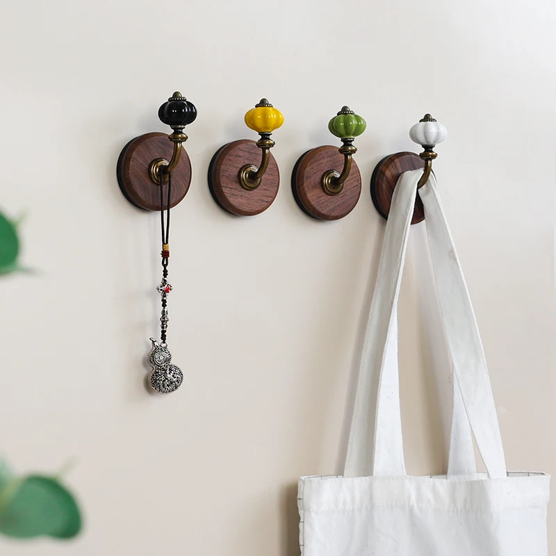 crochet magnétique en noyer noir pour porte d'entrée, crochet pour cape arrière de chambre à coucher, suspension murale intérieure, boule en porcelaine, crochet en bois pour suspension murale crochet magnétique en noyer noir pour porte d'entrée, crochet pour cape arrière de chambre à coucher, suspension murale intérieure, boule en porcelaine, crochet en bois pour suspension murale