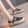 Baotou – sandales tendance pour femmes, chaussures de loisirs creuses, respirantes, polyvalentes, confortables, semelle épaisse, antidérapantes, nouvelle collection été 2025