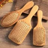 Brosse à cheveux en bambou, peigne en bambou en bois naturel, brosse démêlante, peigne à dents larges et à queue pour cheveux épais/fins/bouclés/secs Brosse à cheveux en bambou, peigne en bambou en bois naturel, brosse démêlante, peigne à dents larges et à queue pour cheveux épais/fins/bouclés/secs