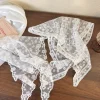 foulard enveloppant de tête en dentelle florale rétro, foulard de cou triangulaire brodé pour femmes, accessoire bandana de cheveux pour photographie de voyage vintage