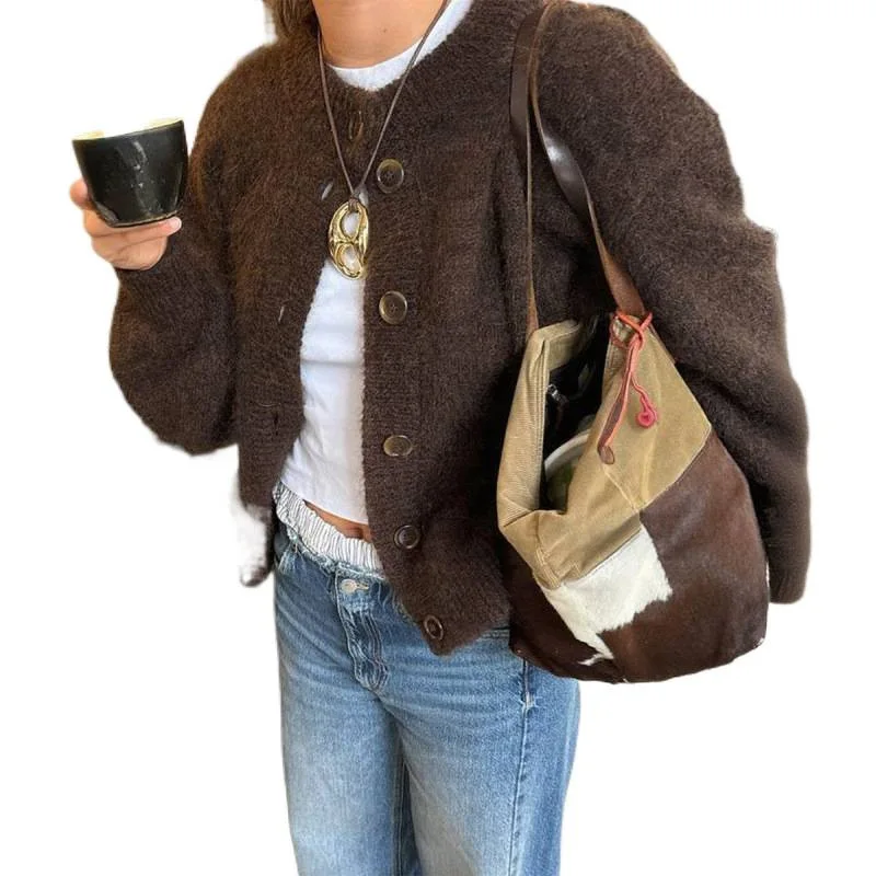 cardigan : pull ouvert sur le devant en tricot épais avec boutons en bois et bordure à franges, coupe décontractée à manches longues pour le bureau boho cardigan : pull ouvert sur le devant en tricot épais avec boutons en bois et bordure à franges, coupe décontractée à manches longues pour le bureau boho