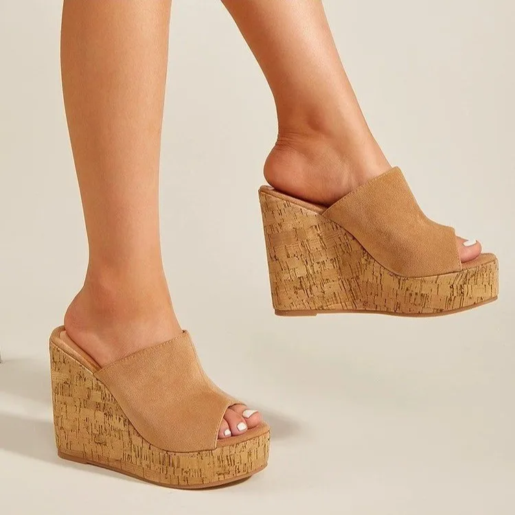 Pantoufles d’été de Style coréen pour femmes, nouvelle plateforme Super haute, semelle compensée à semelle épaisse, imperméables, bout ouvert à la mode Pantoufles d’été de Style coréen pour femmes, nouvelle plateforme Super haute, semelle compensée à semelle épaisse, imperméables, bout ouvert à la mode