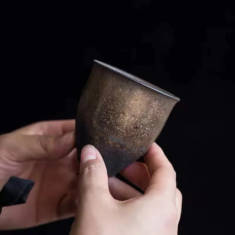 tasse en céramique rétro en grès à dorure, tasse de dégustation de thé faite à la main, four japonais, tasse de thé cuit, tasse de service à thé, tasse de maître, bols de tasse à thé tasse en céramique rétro en grès à dorure, tasse de dégustation de thé faite à la main, four japonais, tasse de thé cuit, tasse de service à thé, tasse de maître, bols de tasse à thé
