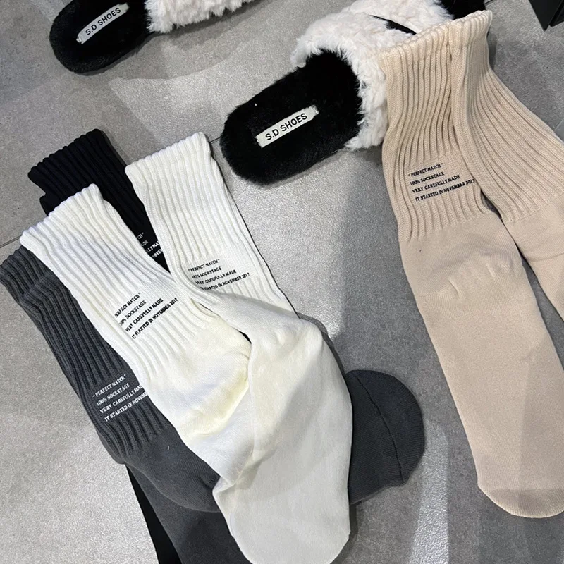 mode épais aiguille chaussettes pour hommes femmes rétro couleur unie sport longues chaussettes serviette bas mi tube chaussette printemps automne sokken sox mode épais aiguille chaussettes pour hommes femmes rétro couleur unie sport longues chaussettes serviette bas mi tube chaussette printemps automne sokken sox