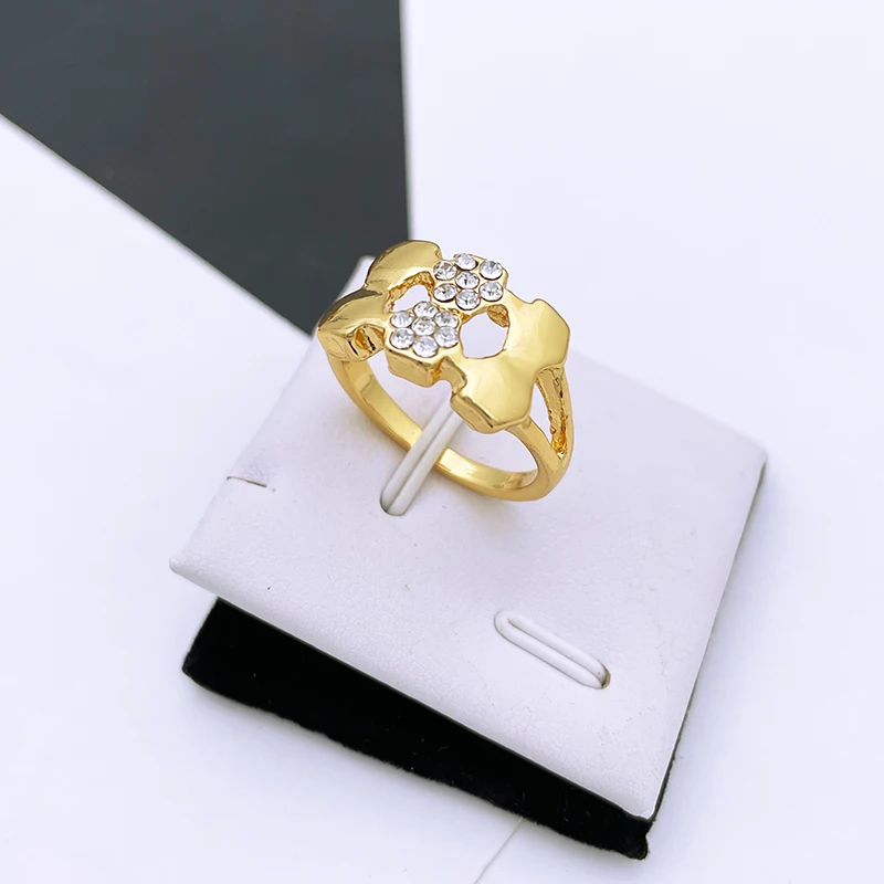 ensembles de bijoux de couleur or pour femmes ensembles de colliers pour femmes bijoux de mode ensembles de bijoux ensembles de bijoux de couleur or pour femmes ensembles de colliers pour femmes bijoux de mode ensembles de bijoux