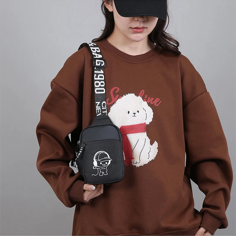 sac à bandoulière de personnalité japonaise, sac à bandoulière de marque de mode, petit sac de poitrine imprimé créatif, sac léger pour téléphone portable sac à bandoulière de personnalité japonaise, sac à bandoulière de marque de mode, petit sac de poitrine imprimé créatif, sac léger pour téléphone portable