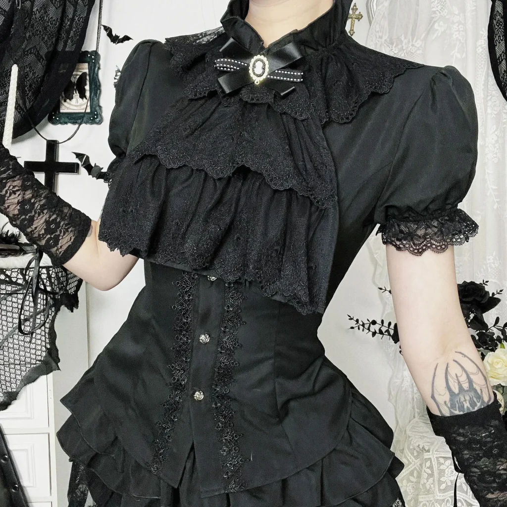 Harajuku mode manches courtes dentelle Patchwork chemises femmes Alt Techwear centre commercial gothique bouton mince Blouse chemise hauts mignons