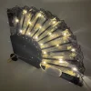 Éventail rose pliant en dentelle, 1 pièce, éventail de fête lumineux pour femmes et filles, costume de danse, spectacles de musique, accessoires de cosplay
