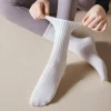 chaussettes de yoga antidérapantes pour femmes, chaussettes de pilates, bas de sport à haute élasticité, bas à tube moyen, respirants, absorbent la sueur