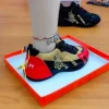 nouvelle tendance de la mode chaussures de sport pour femmes de bon augure tigre broderie décontracté hommes chaussures coupe basse à lacets couples chaussures vulcanisées