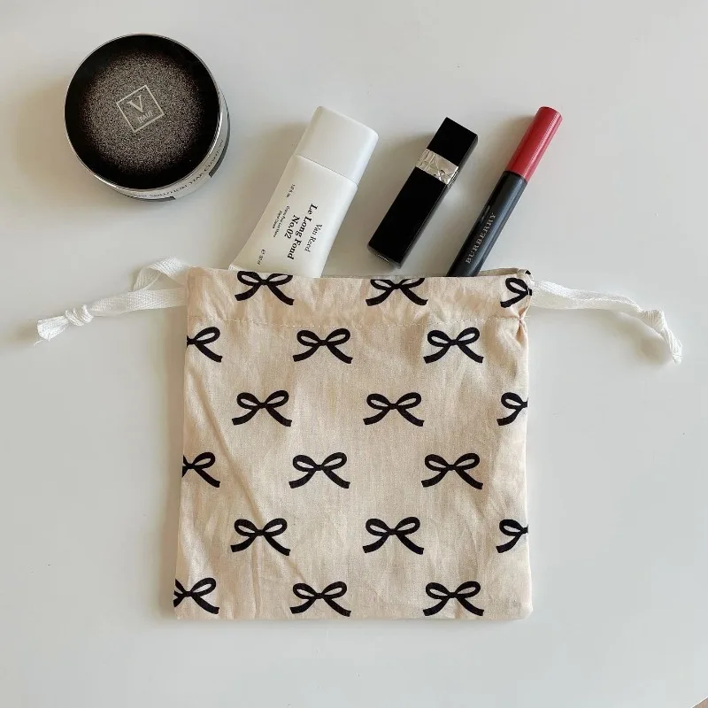 coréen bow proximity wstring poudres mini sac de rangement pour cosmétiques, y2k, sweet kawaii string, mini sac de rangement pour bol coréen bow proximity wstring poudres mini sac de rangement pour cosmétiques, y2k, sweet kawaii string, mini sac de rangement pour bol