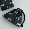 Mini sac à cordon rayé avec nœud papillon, pochette de rangement de cosmétiques, portefeuille pour femmes, Mini pochette à ficelle Kawaii, Mini sac de rangement pour filles Mini sac à cordon rayé avec nœud papillon, pochette de rangement de cosmétiques, portefeuille pour femmes, Mini pochette à ficelle Kawaii, Mini sac de rangement pour filles
