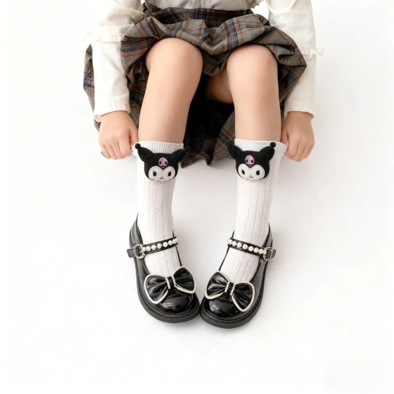 chaussettes d'étudiant de mode mi mollet de style coréen mignon de dessin animé kuromi de haute apparence – un incontournable pour les déplacements quotidiens des filles chaussettes d'étudiant de mode mi mollet de style coréen mignon de dessin animé kuromi de haute apparence – un incontournable pour les déplacements quotidiens des filles