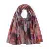 Écharpe en satin élégante et colorée, écharpe ethnique respirante pour peinture à l'aquarelle, écharpe en polyester doux teint par nouage pour fête
