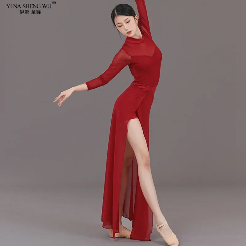 costume de danse folklorique classique chinoise pour femmes, cheongsam de style ethnique, taille haute, fente rouge, vêtements de spectacle de danse moderne costume de danse folklorique classique chinoise pour femmes, cheongsam de style ethnique, taille haute, fente rouge, vêtements de spectacle de danse moderne