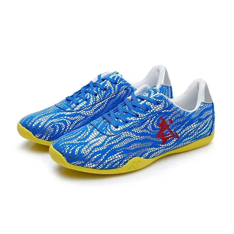chaussures d'entraînement de taekwondo de haute qualité, compétition d'arts martiaux tai chi, exercice du matin, chaussures d'entraînement chaussures d'entraînement de taekwondo de haute qualité, compétition d'arts martiaux tai chi, exercice du matin, chaussures d'entraînement