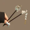 fleur gland perle bâtons de cheveux en bois fourchette à cheveux épingle à cheveux style chinois à la main floral bâton de cheveux femmes hanfu cheveux accessoires