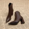 Bottes de rinçage pointues pour femmes, fermetures à glissière arrière, bottes courtes pour dames, talon carré élégant, chaussures d&rsquo;hiver pour femmes, mode 2024